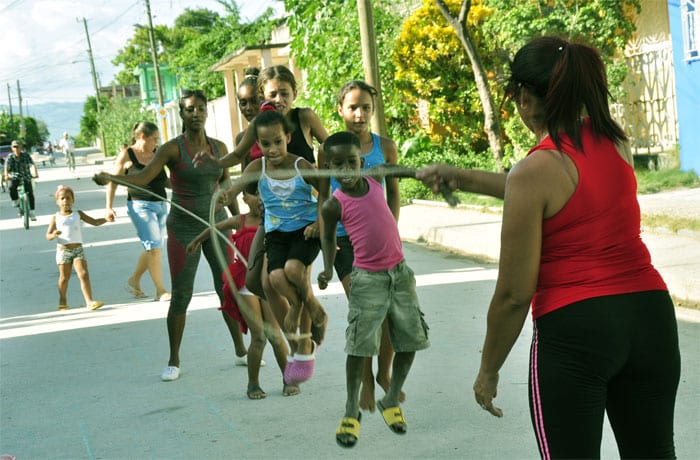 havana-times-summer-in-the-streets-in-guantanamo