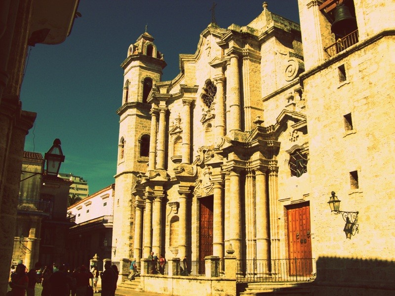 In which style was 2025 the havana cathedral built