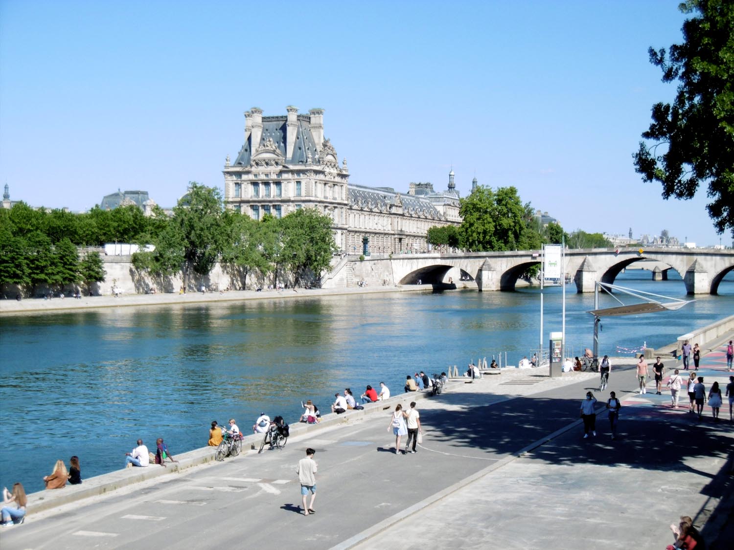 Seine River Paris France Photo Of The Day Havana Times   18 7 LouvreSeine 