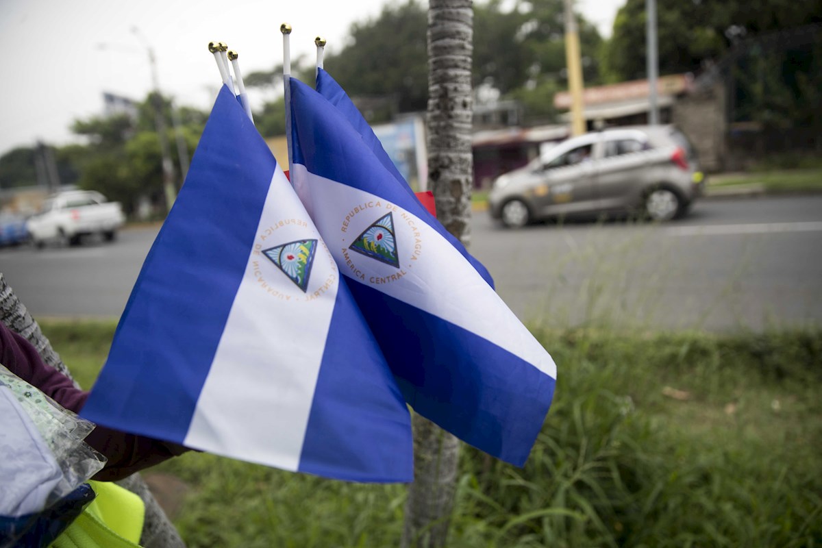 Nicaragua 2x3ft Flag of Nicaragua Nicaraguans Flag 2x3 House Flag 100D 