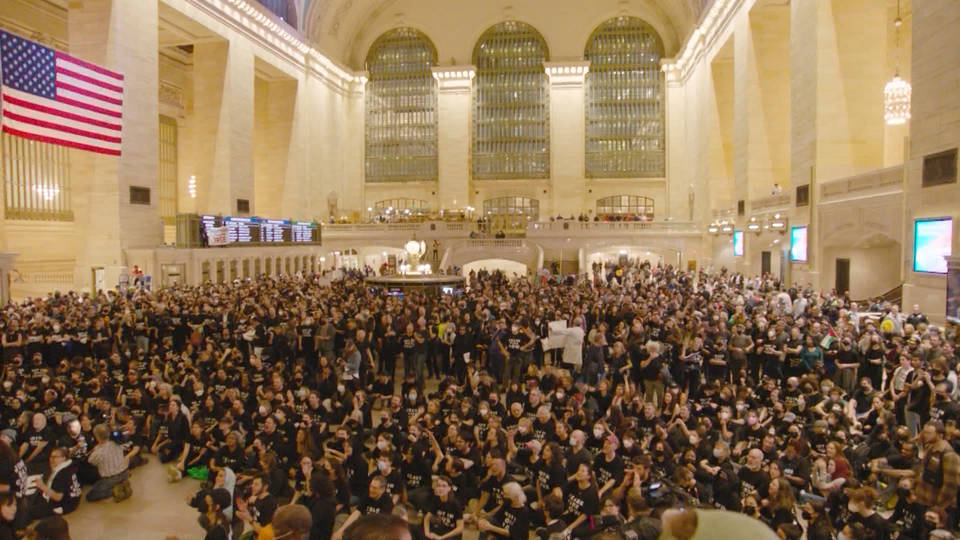 Jewish Voice for Peace Leads Protest of Thousands in NYC’s Grand