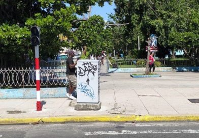 Havana’s Traffic Lights Go Dark from Blackouts & Breakdowns