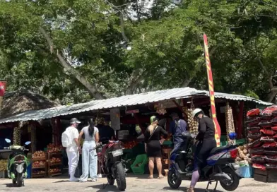 Cuba Has Fruits & Vegies for People with Relatives Abroad