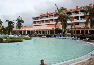 Varadero, Cuba: Half-Empty Hotels and Deserted Restaurants