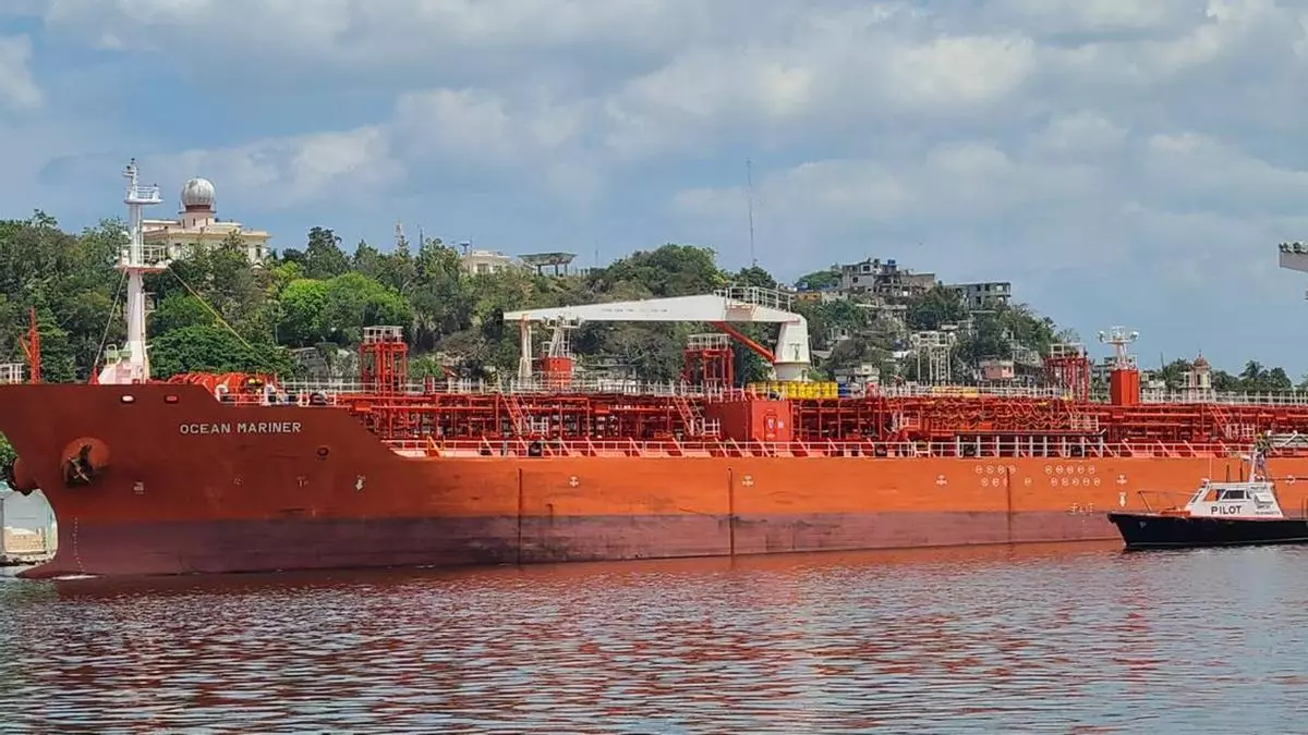 Mexico Breaks Its Record on Sending Oil to Cuba