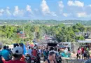 Police Close La Cuevita Market, Vendors Reopen It