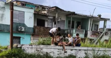 Cubans Invent Solutions in the Face Prolonged Blackouts
