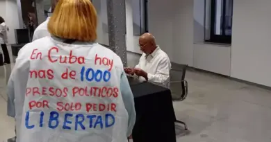 Cuban Author Leonardo Padura Depicts the Country’s Disaster