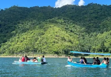 Living by the Rhythm of Boats in Hanabanilla, Cuba