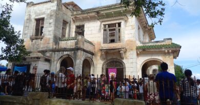 A Mansion in Cojimar, Havana Saved by Art for Boys & Girls