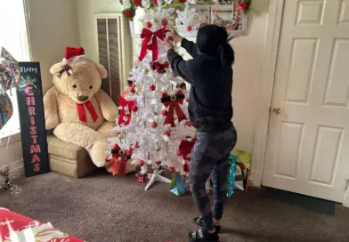 Migrants in the USA Beg To Be “Invisible” at Christmas