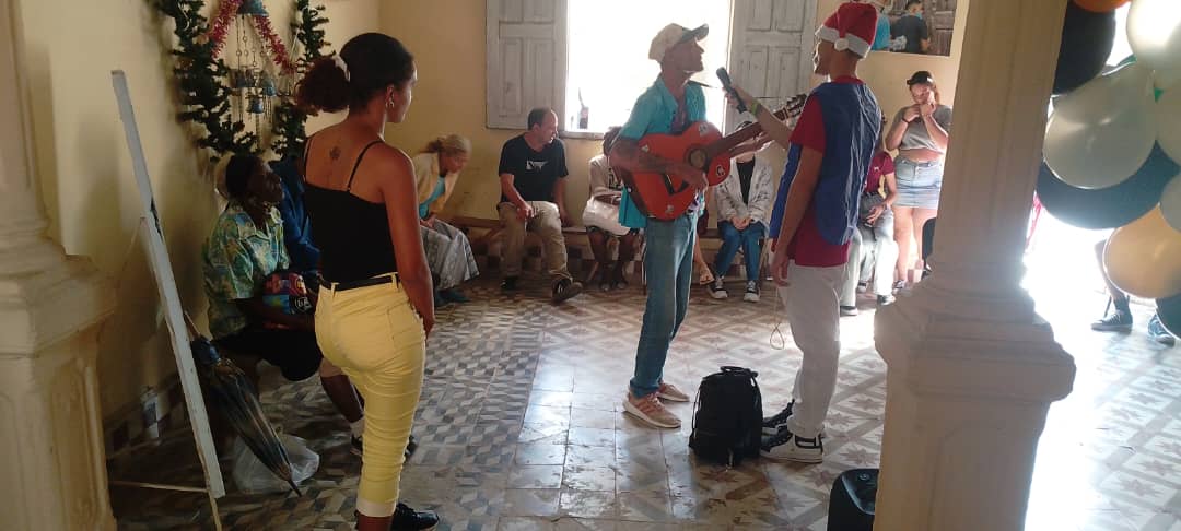 How I Spent Christmas Despite Everything in Cuba