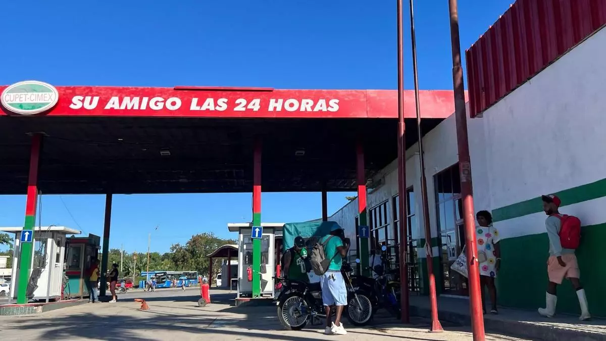 Most Havana Gas Stations Have Stopped Pumping