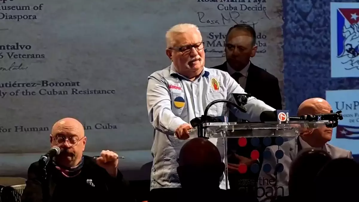 Lech Wałesa’s Advice to Cubans in Crisis