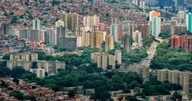 Venezuela at a New Political Crossroads