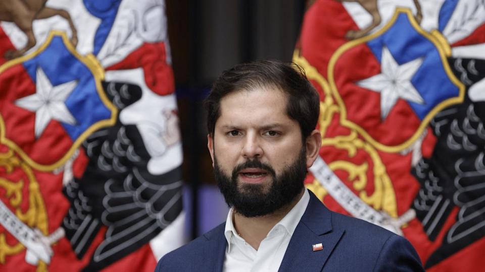 Chile: The Failed Decentralization of Gabriel Boric’s Gov.