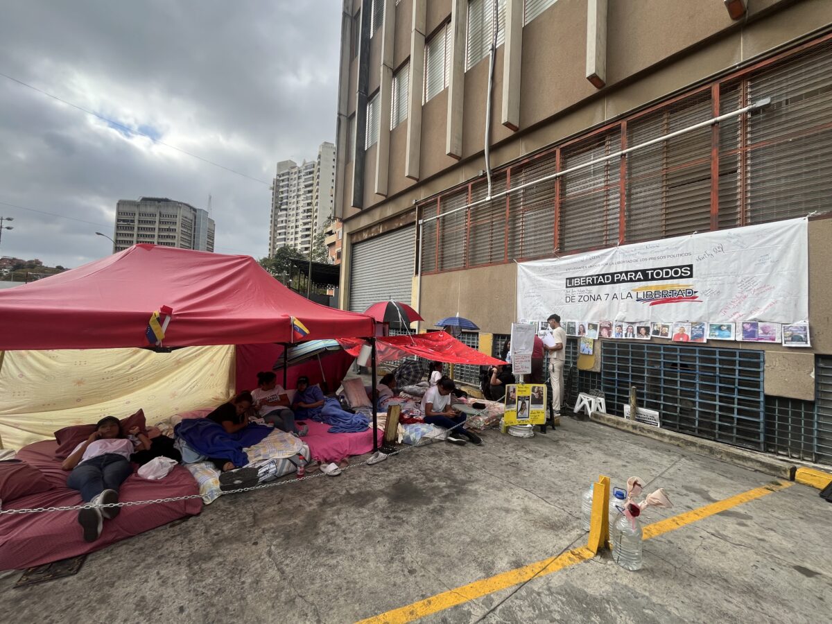 Venezuela: Relatives of Political Prisoners Reach 72 Hours on Hunger Strike